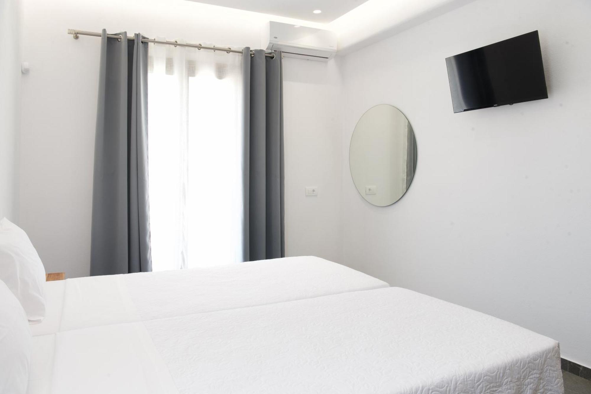 Maistros Apartments Mykonos Ftelia  Екстериор снимка