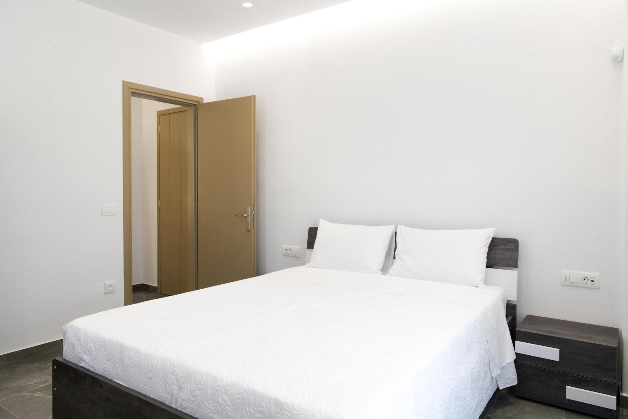 Maistros Apartments Mykonos Ftelia  Екстериор снимка